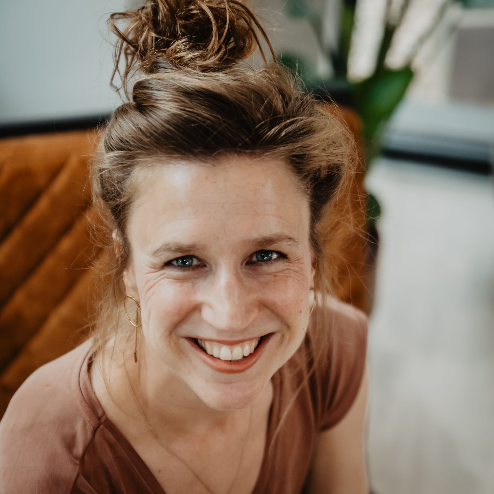 Petra lachend
